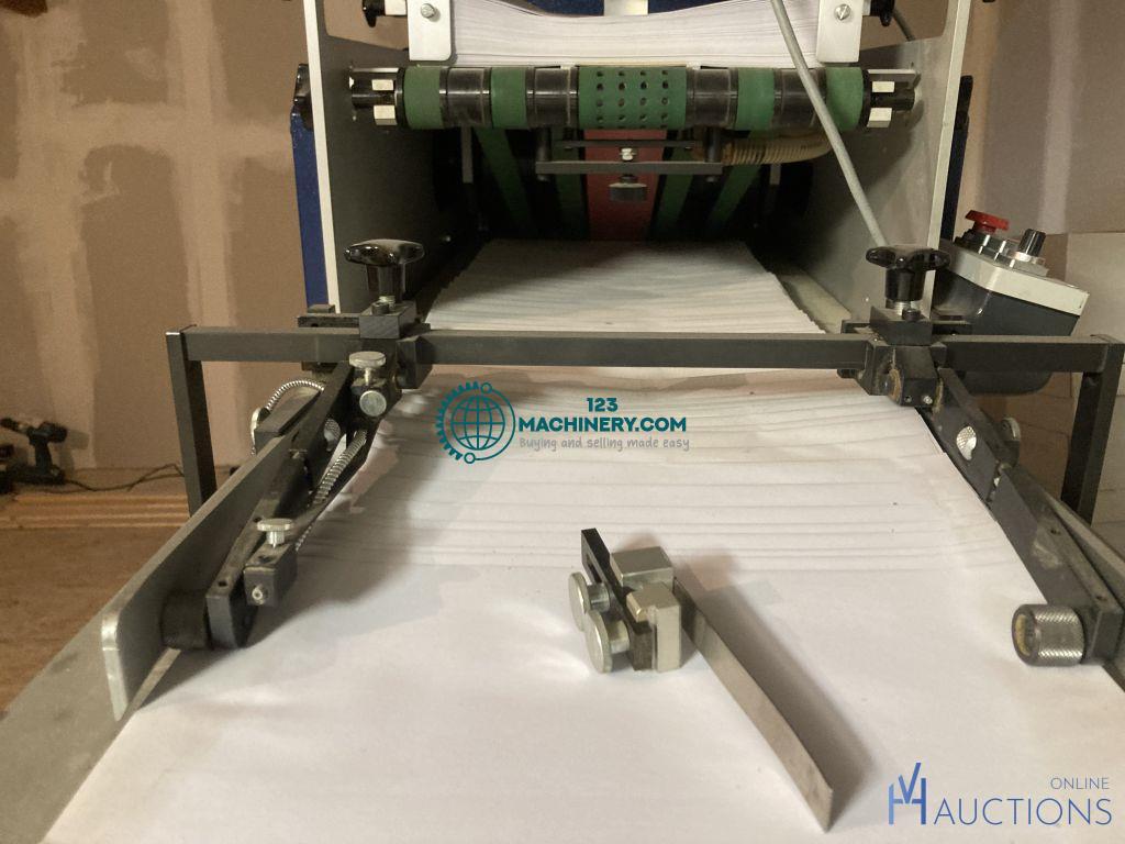 Afficher l`annonce Chargeur d'enveloppes